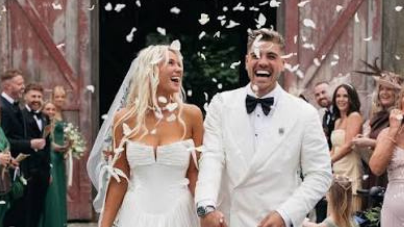 LOVE ISLAND'S LUCIE DONLAN AND LUKE MABBOTT OFFICIALLY TIE THE KNOT