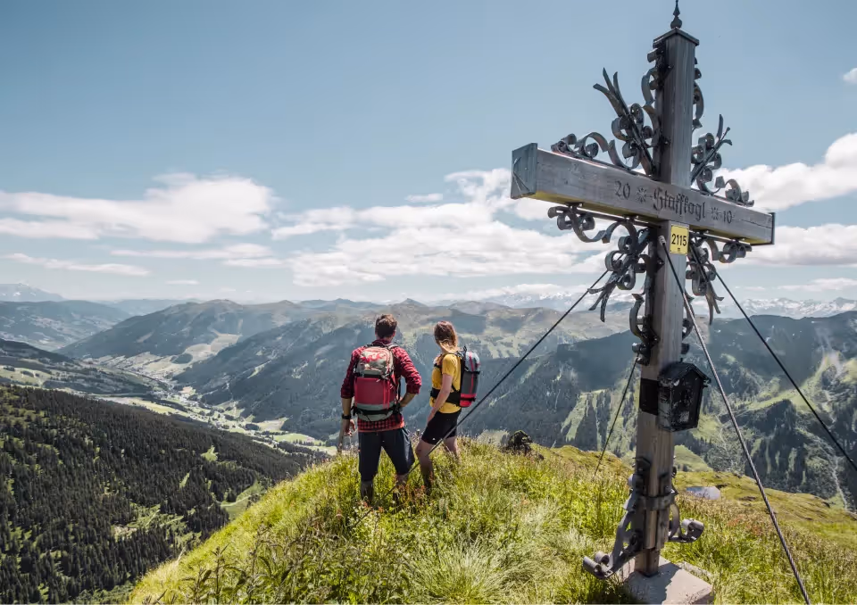 Gipfelblick bei einer Wanderung