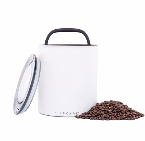 Organic authentic chai concentrate from Say When beverages. Inspired from by chai from the Krakoram region. Cardamom, cinnamon, black pepper, hand-selected black tea, ginger, lemon juice, molasses, brown sugar.