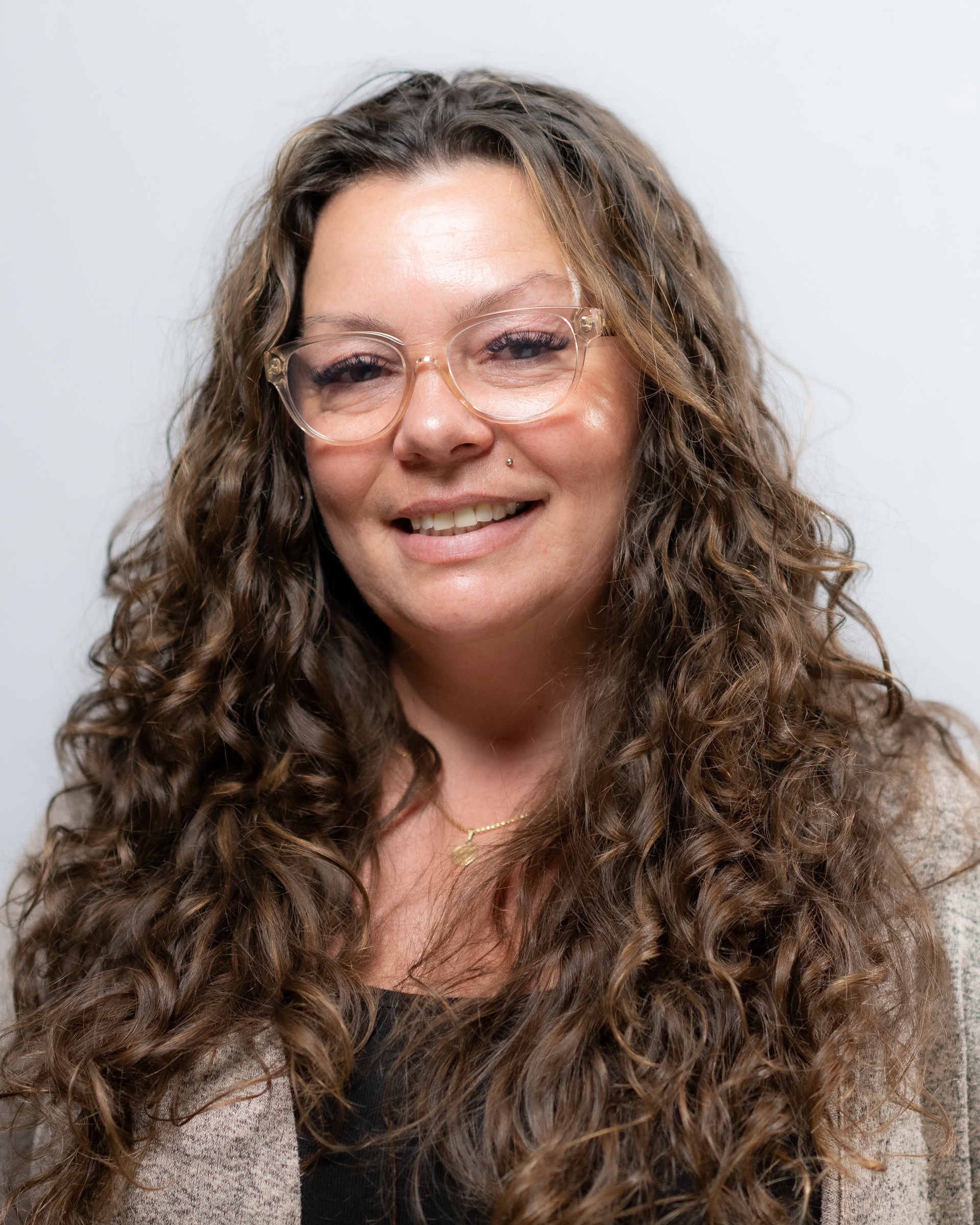 Headshot of Anjenette Mendoza