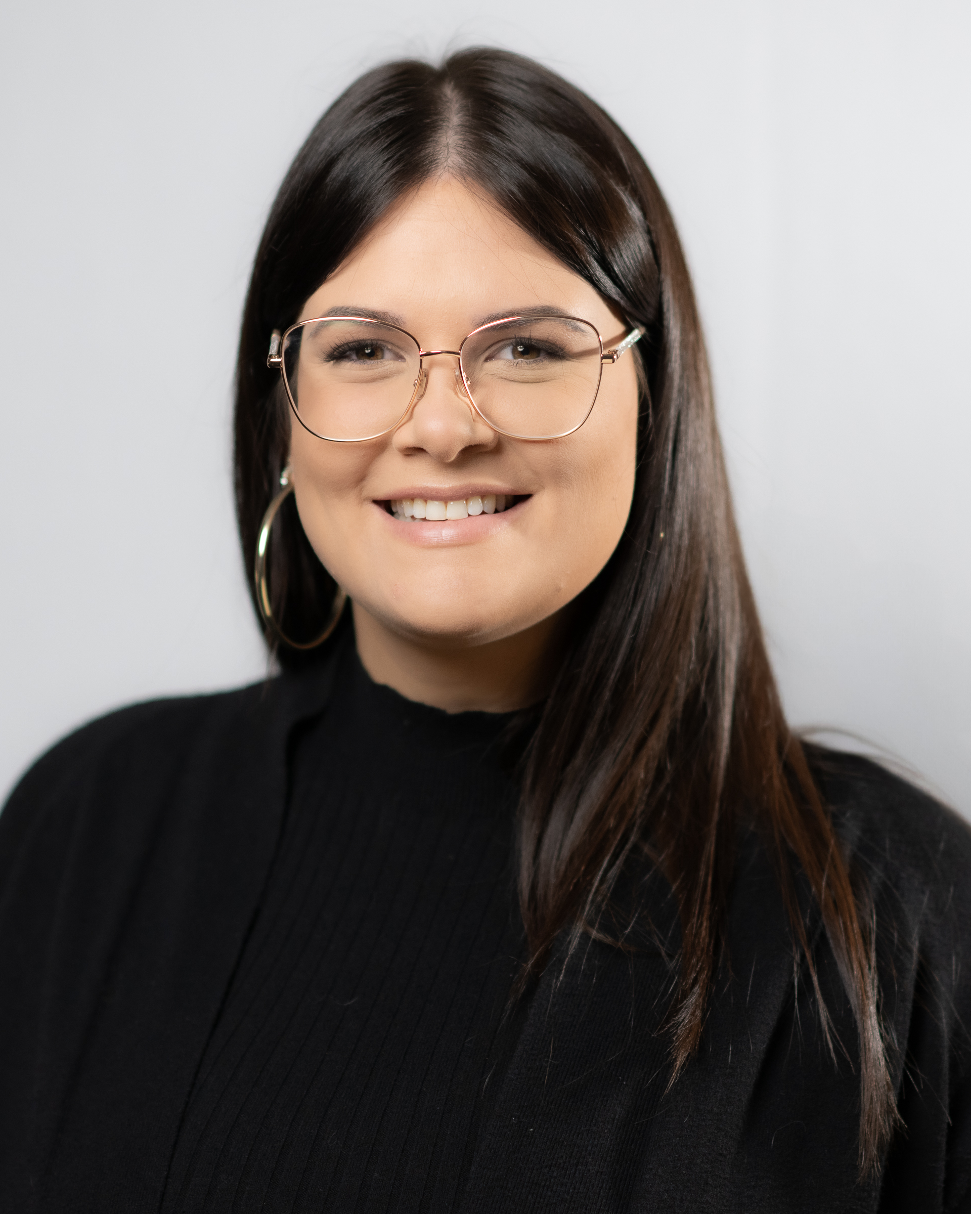 Headshot of Kelsey Mikols