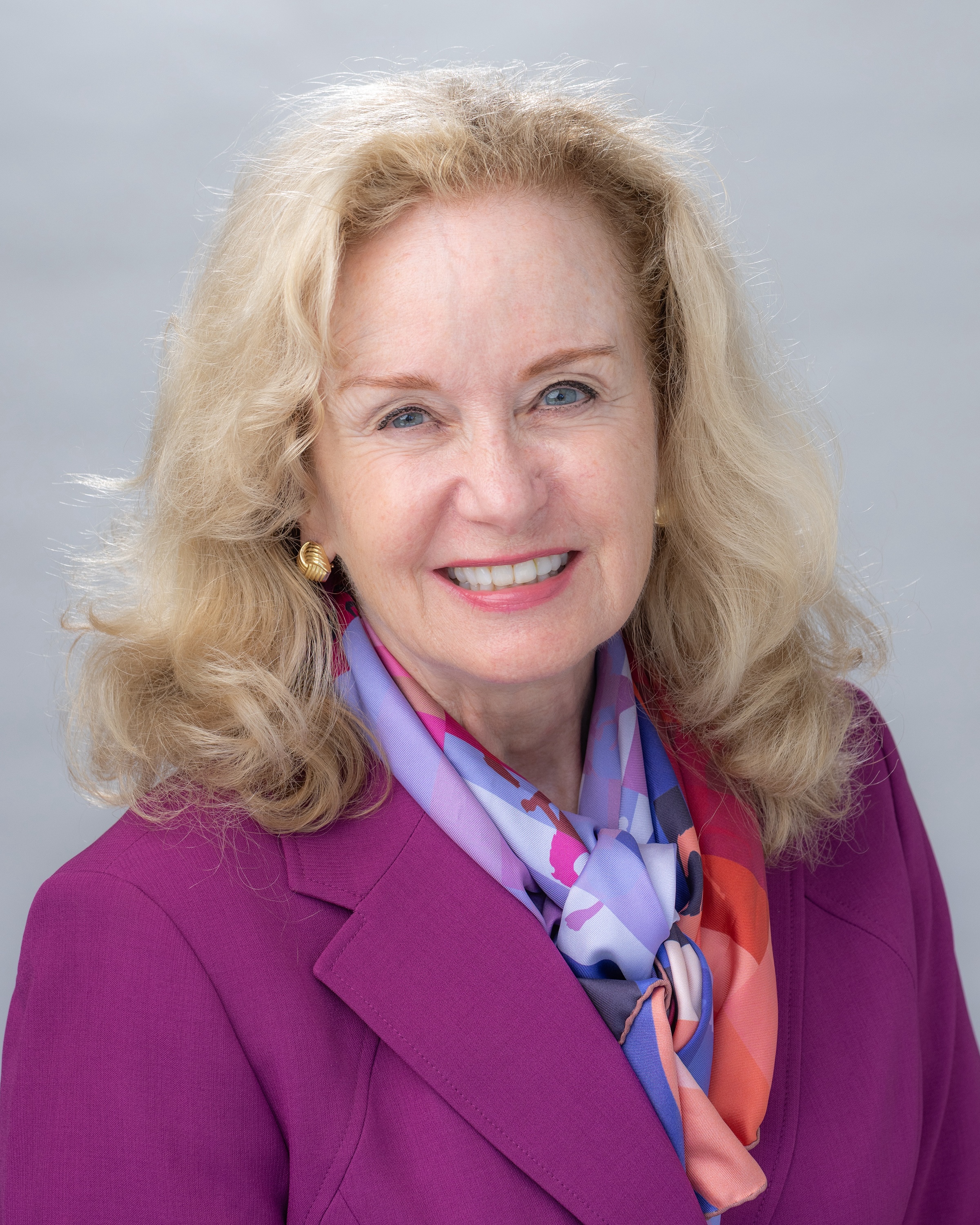 Headshot of Laurie Davies Adams