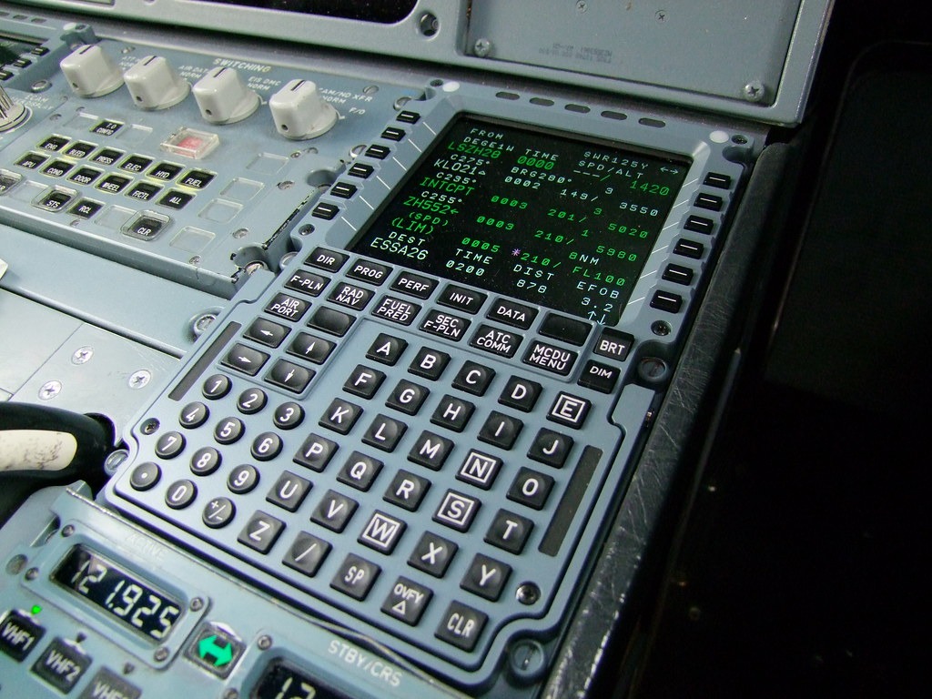 Aircraft FMS Explained Key Functions and Benefits