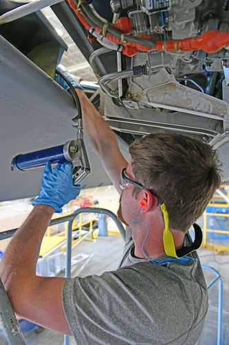 The Versatility of Royco 11MS: A General Purpose Grease for Aviation