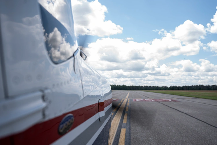 Future of Lycoming Engines in Government Aviation: Challenges and Innovations