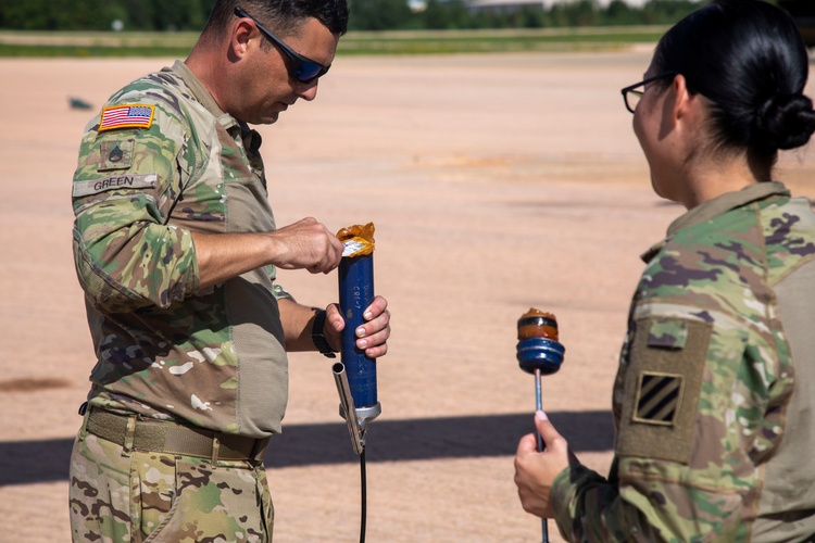 The Complete Guide to AeroShell Aviation Greases: From Wheel Bearings to Rotor Hubs