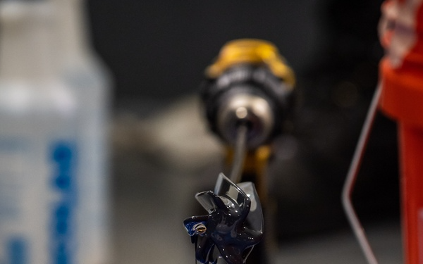 Choosing the Right Epoxy Adhesives for High Performance Bonding