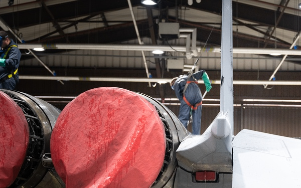 Inland Technology Citrus Cleaners, Degreasers & Solvent Sprays for Aviation & Industrial Uses