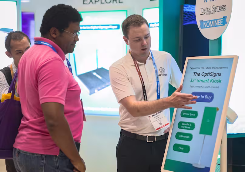 Live demo of the OptiKiosk 32, all-in-one touchscreen digital signage solution