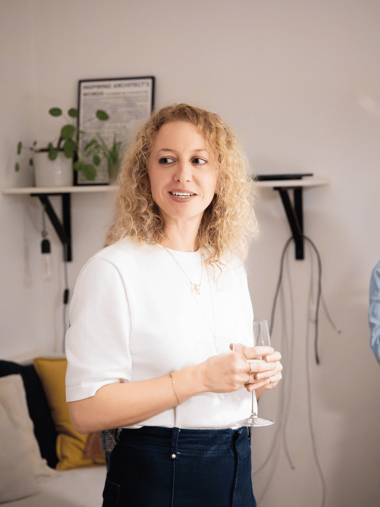 Astrid Hafner-Auinger, Craniosacraltherapeutin.