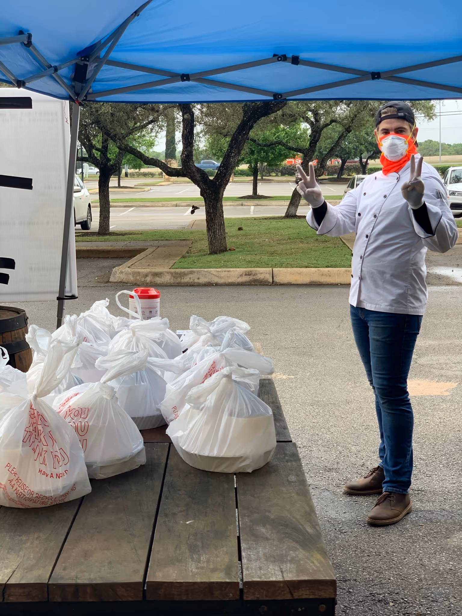 Mucho Gusto's Food Donation 