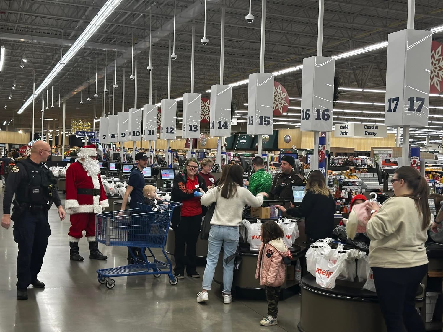 photo of the crowd 2