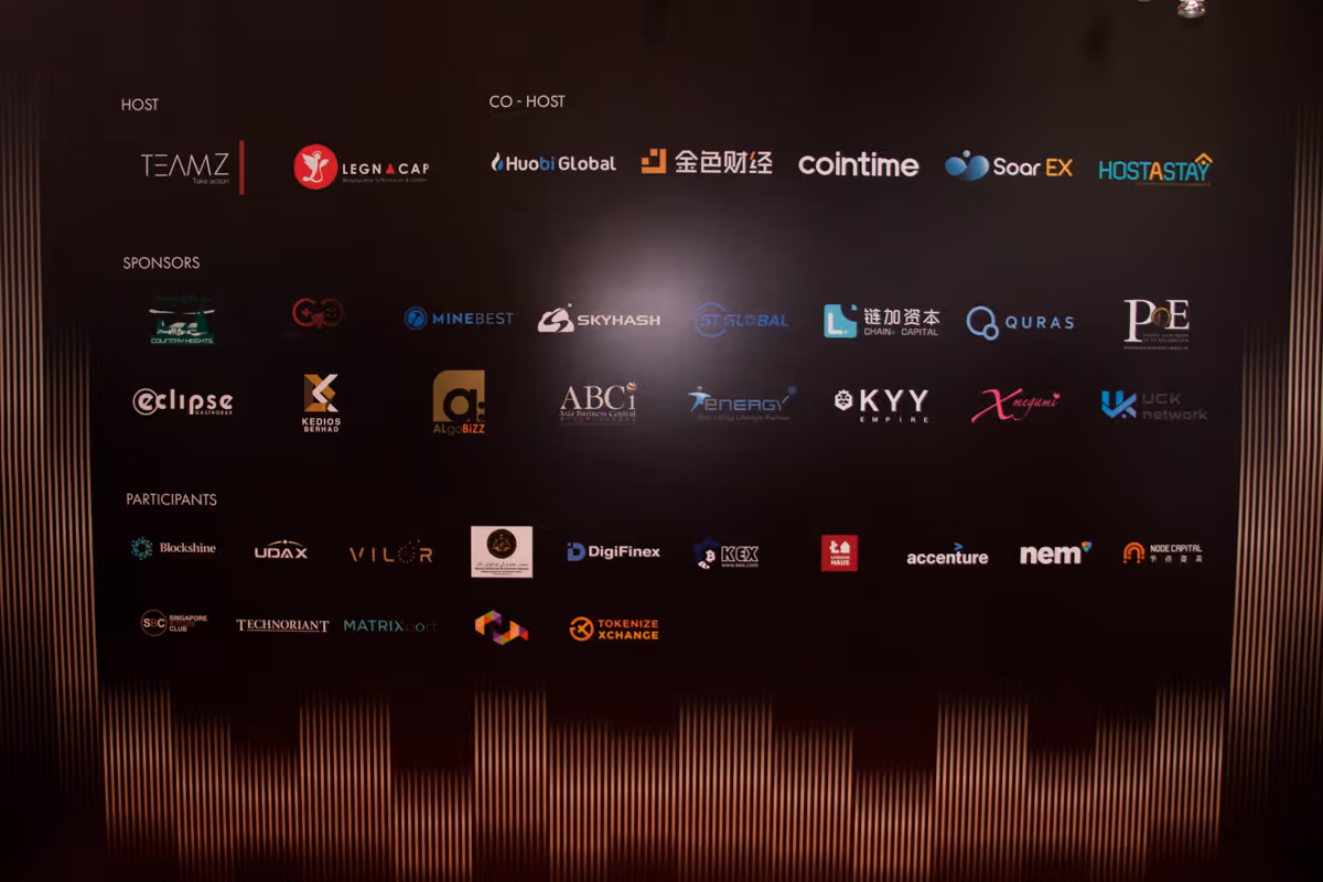 2019年マレーシアTEAMZサミットの全スポンサーロゴの写真