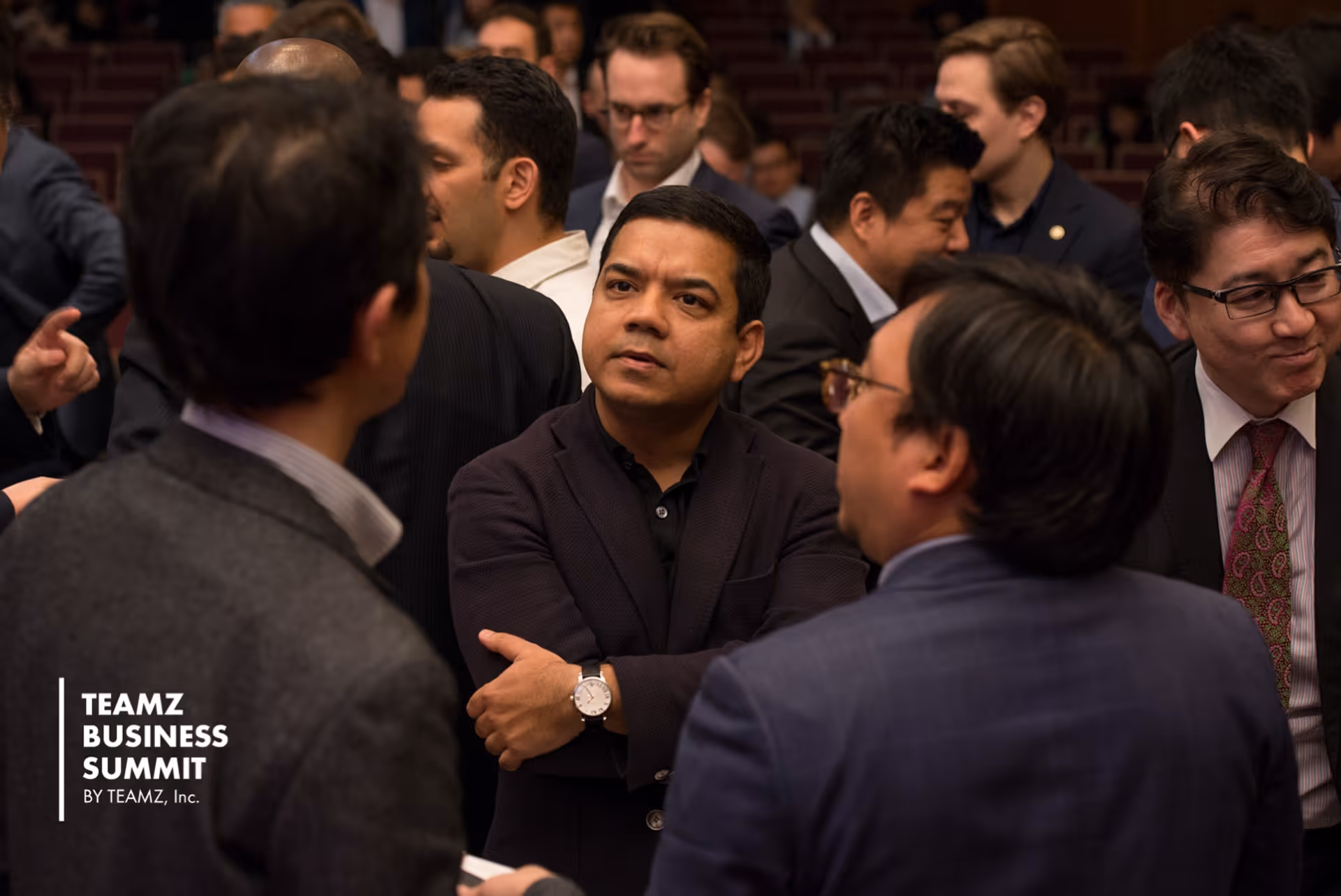 2017年TEAMZサミットで登壇者と質疑応答する聴衆