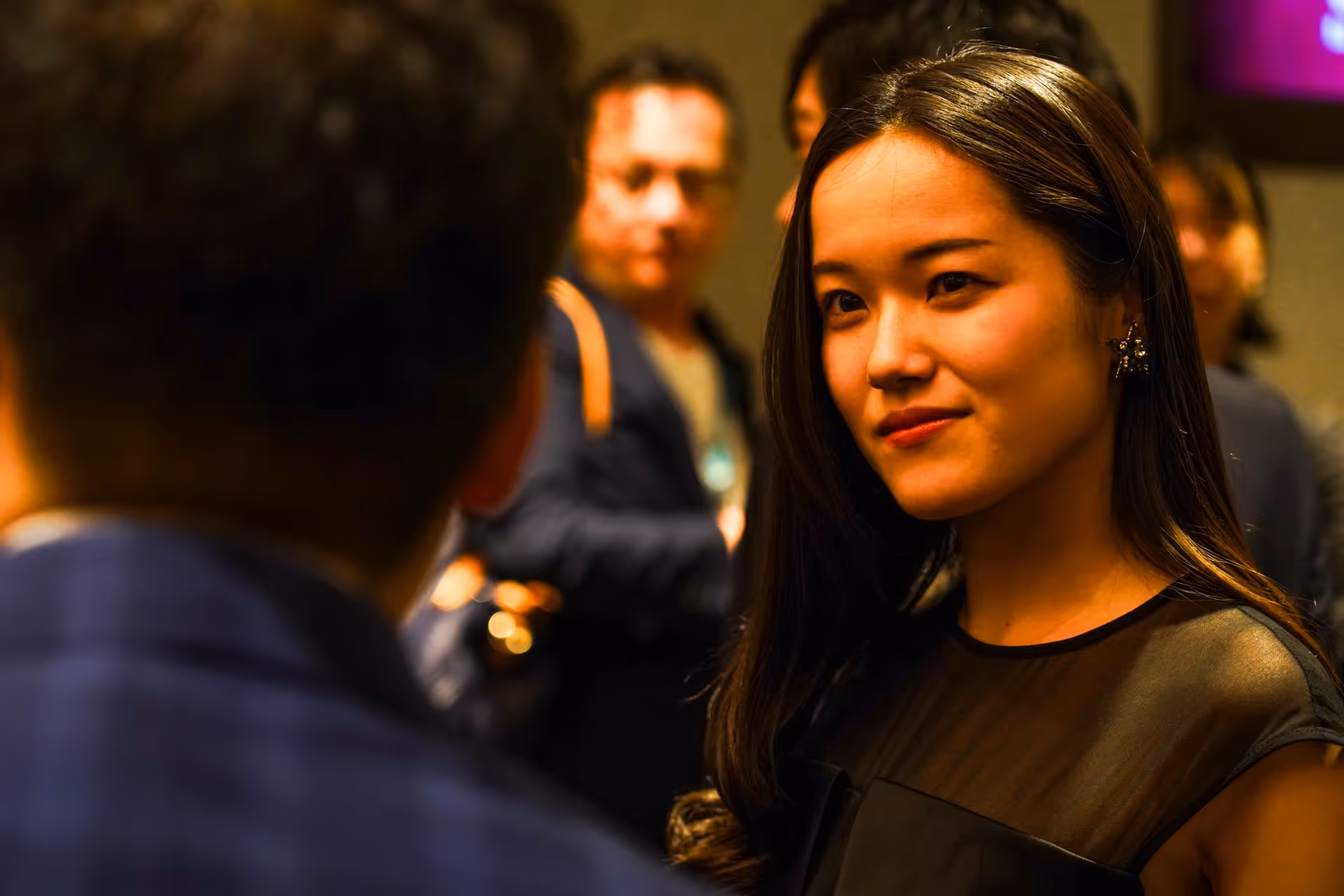 レッドカーペット・ガラを楽しむ出席者たち。