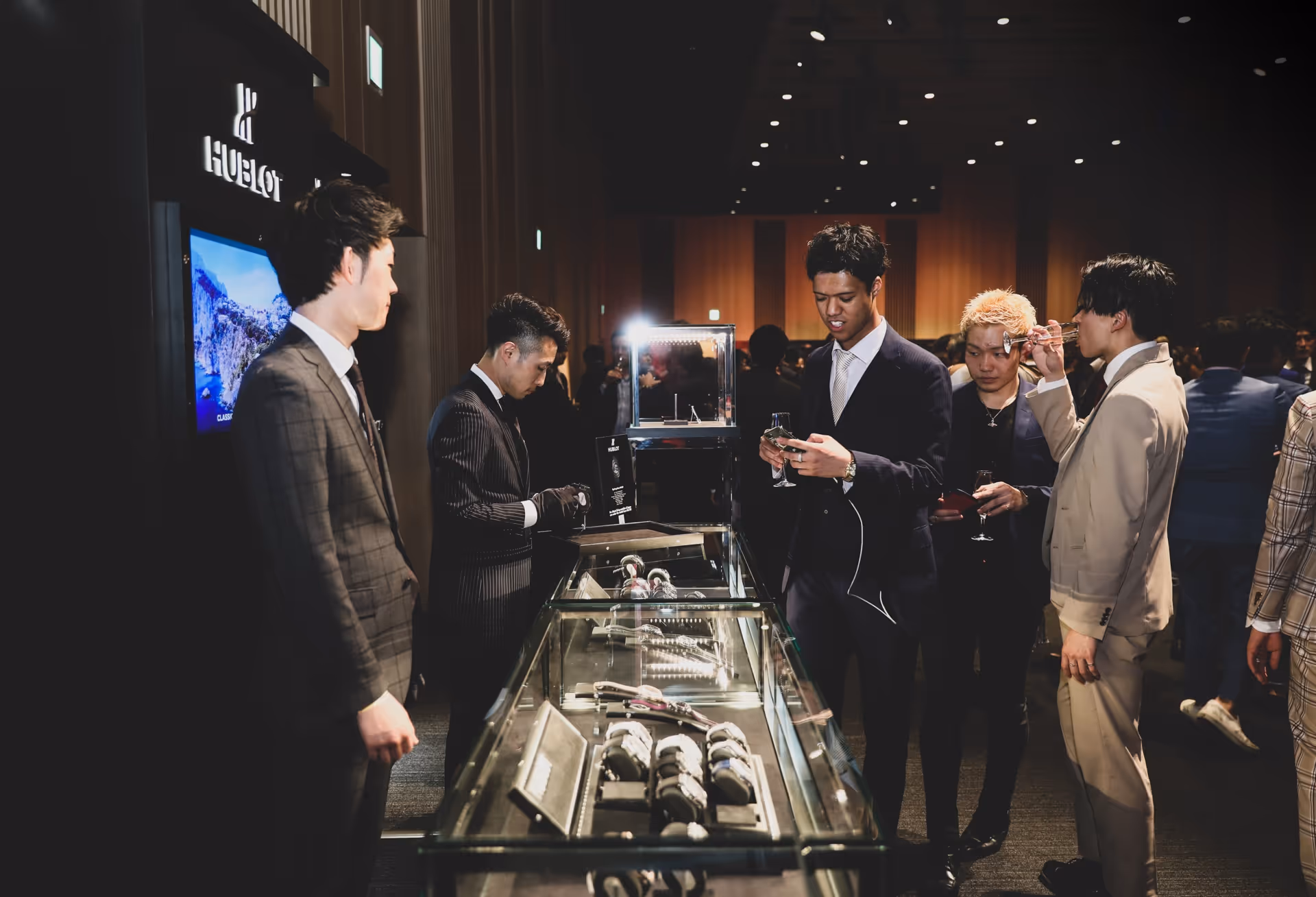 過去のTEAMZサミットのレッドカーペット・ガライベントでのウブロブース。