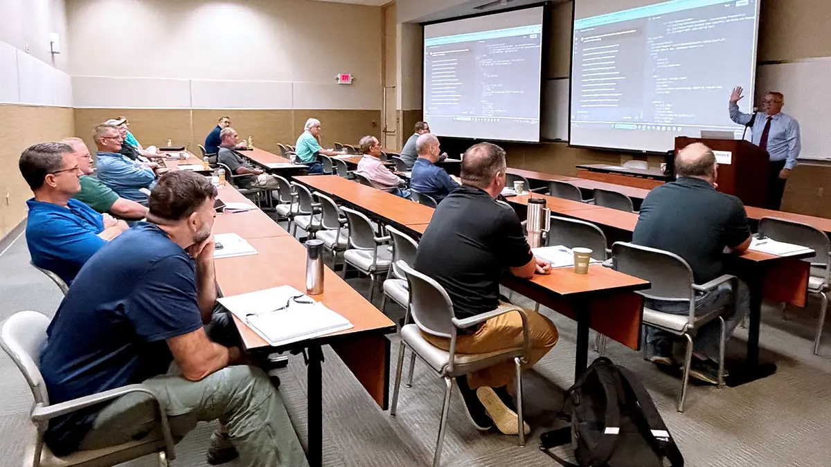 Licensed surveyors professional Training Through The UgCS Expert Teaching Licenses