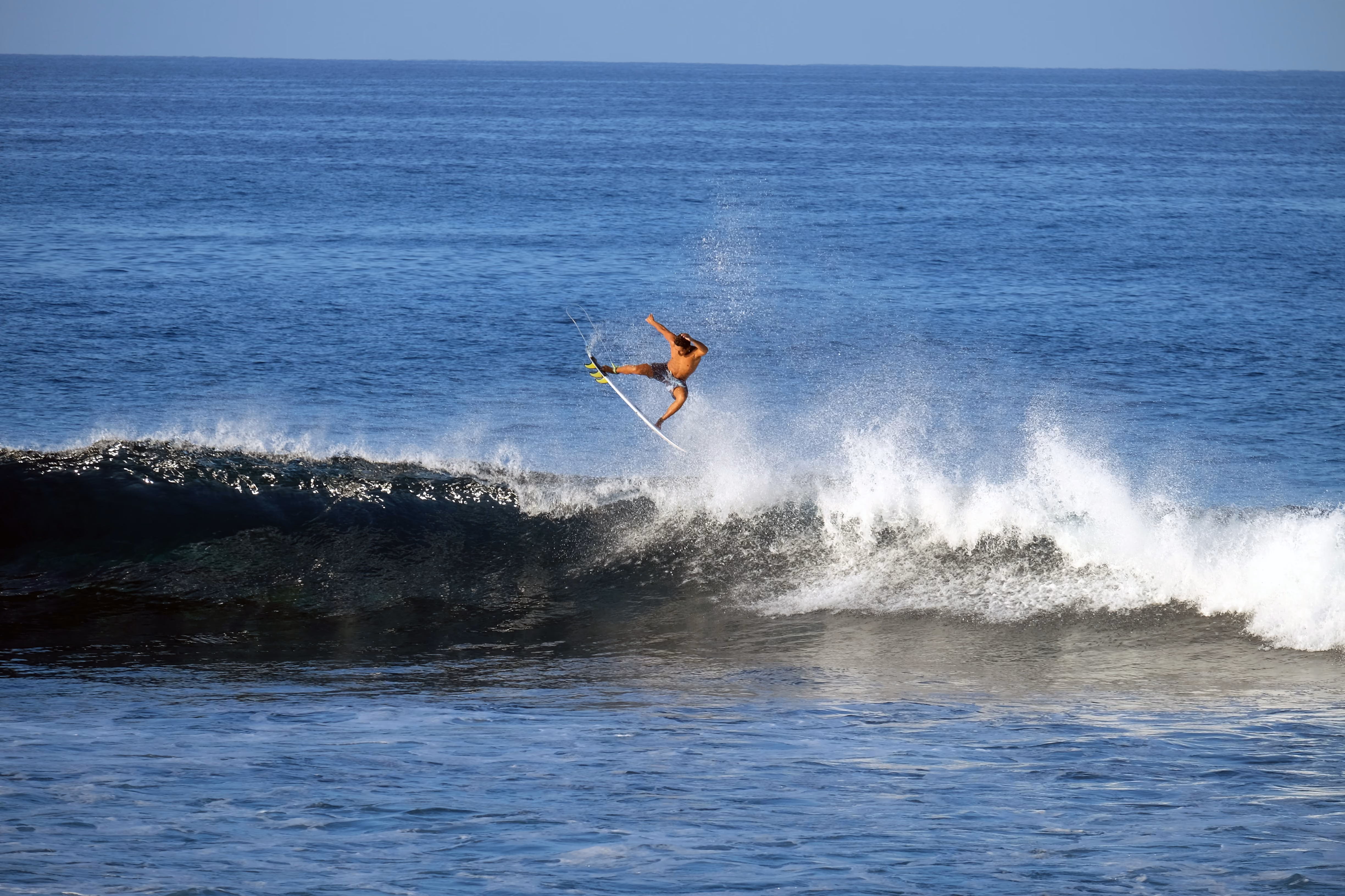 How To Do An Air Trick ft Italo Ferreira