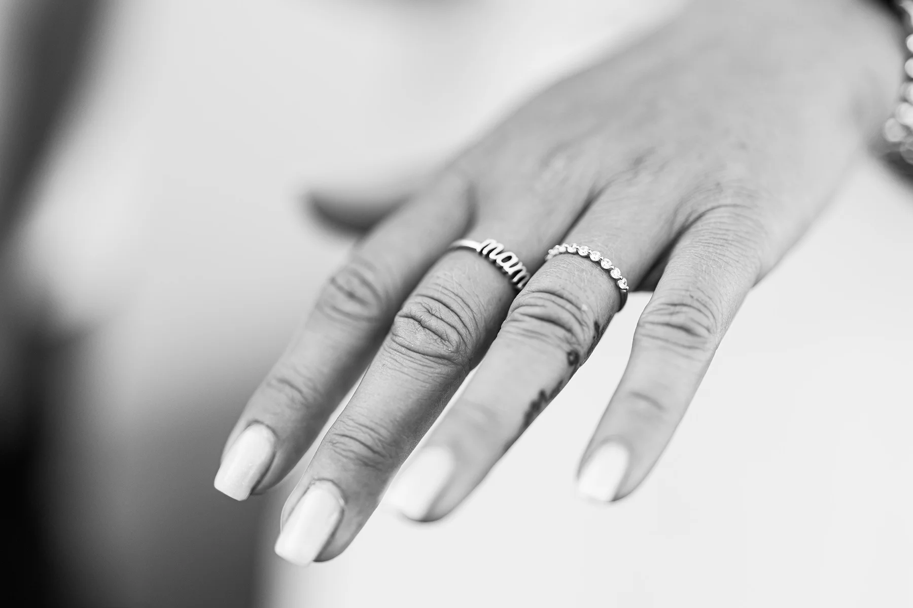 Alliance portée par une mariée en Haute-Saône