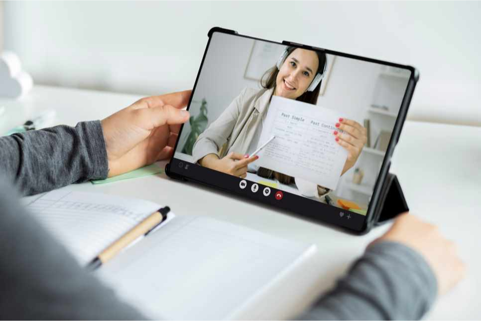 From Local to Global: Unlocking Growth Opportunities with E-learning for Coaches