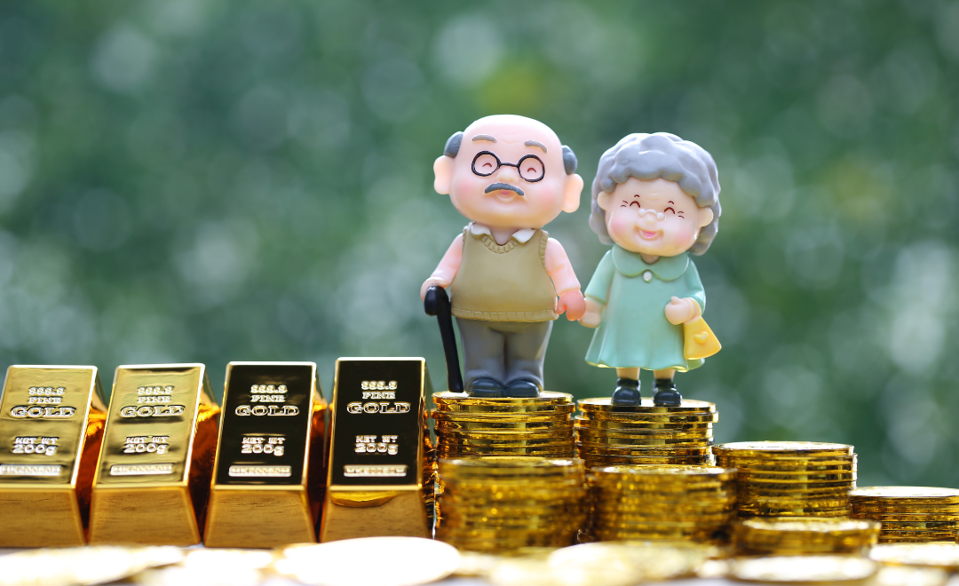 Managing Retirement Income: Role of Mutual Funds for Older Adults