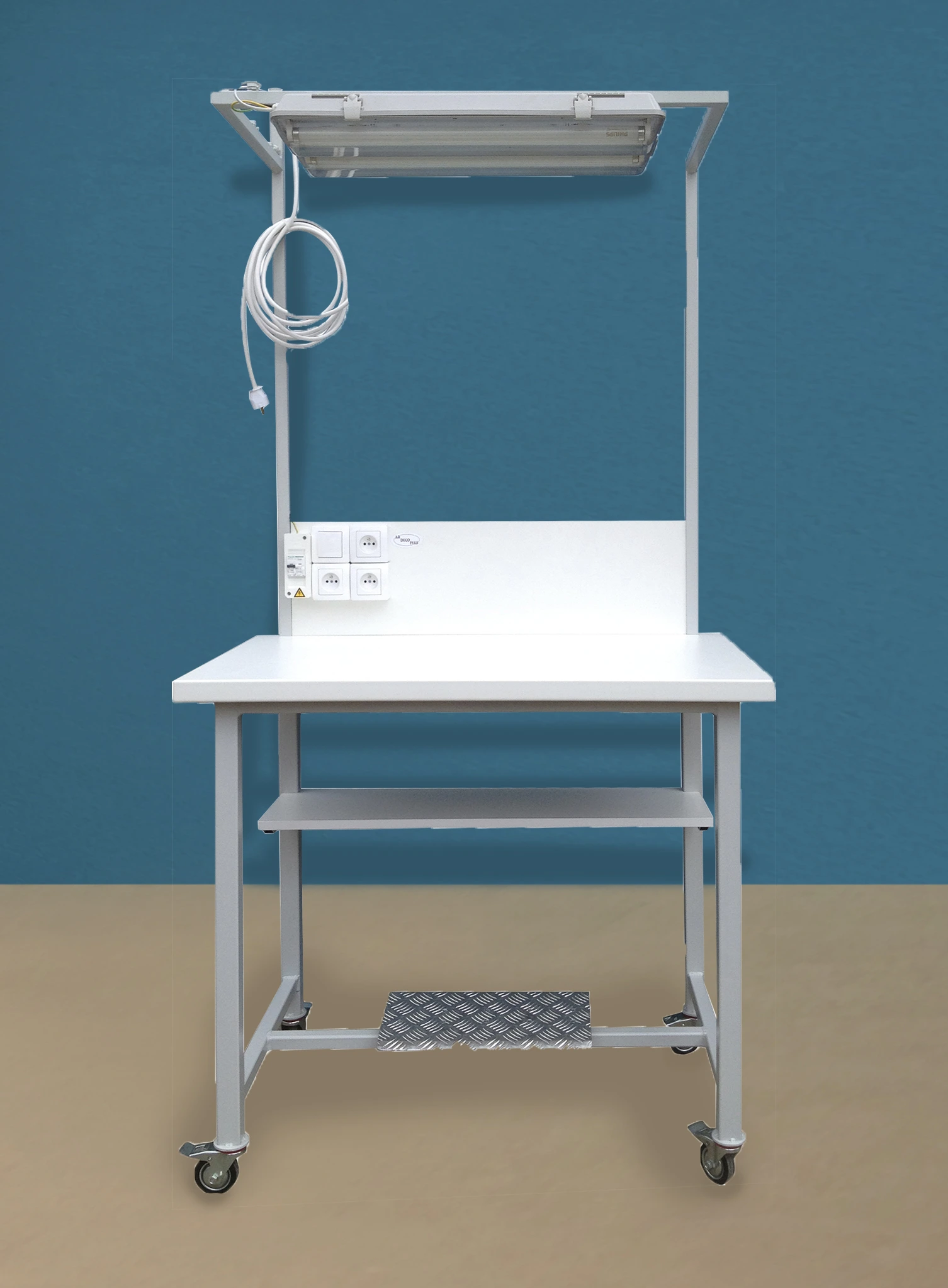 Table de travail 800 x 600 mm