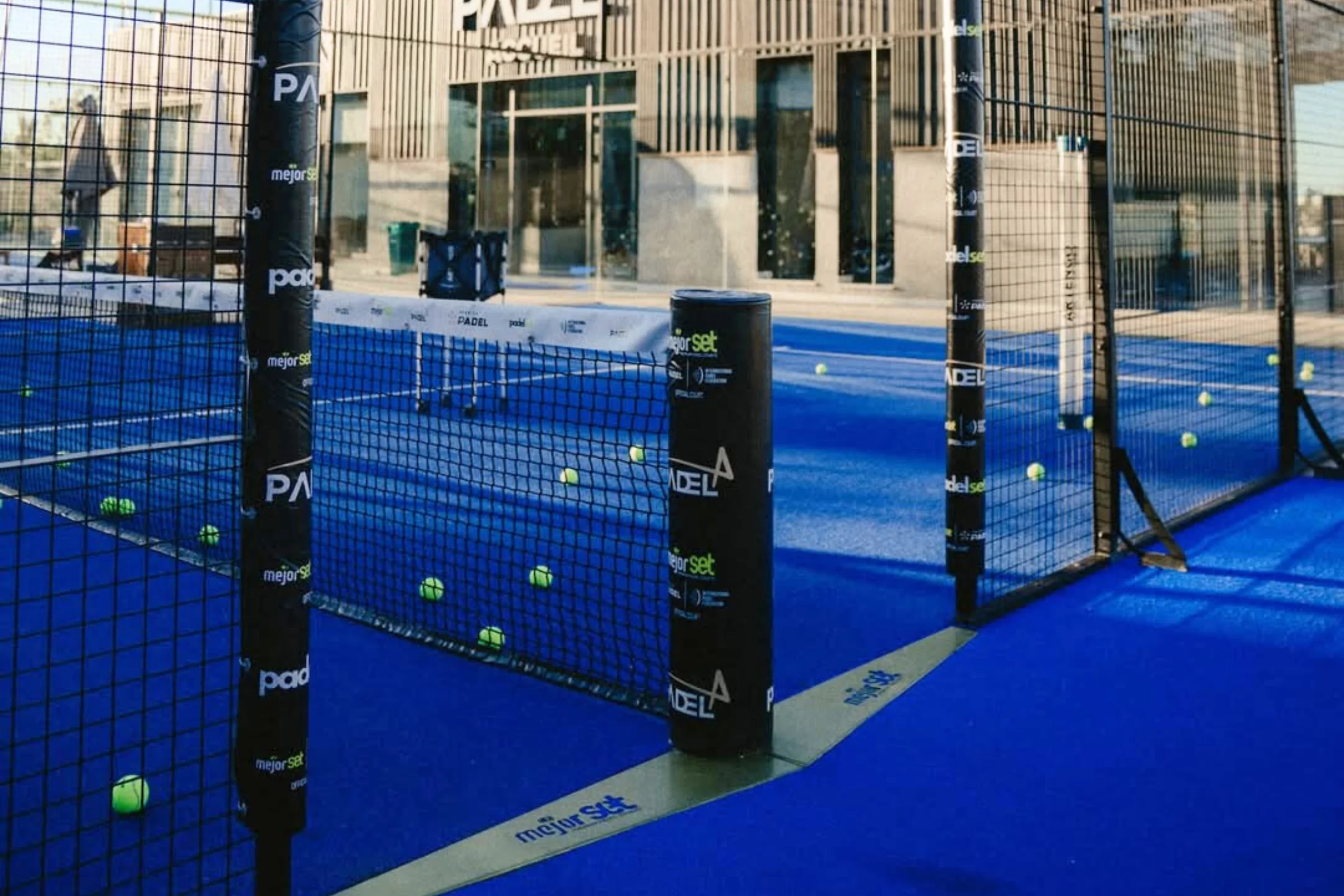 Pista pádel club deportivo