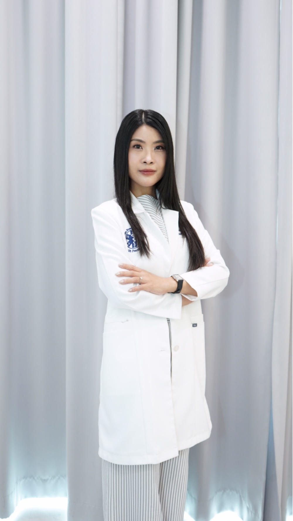 Dr. Wimlak Suadee, M.D.