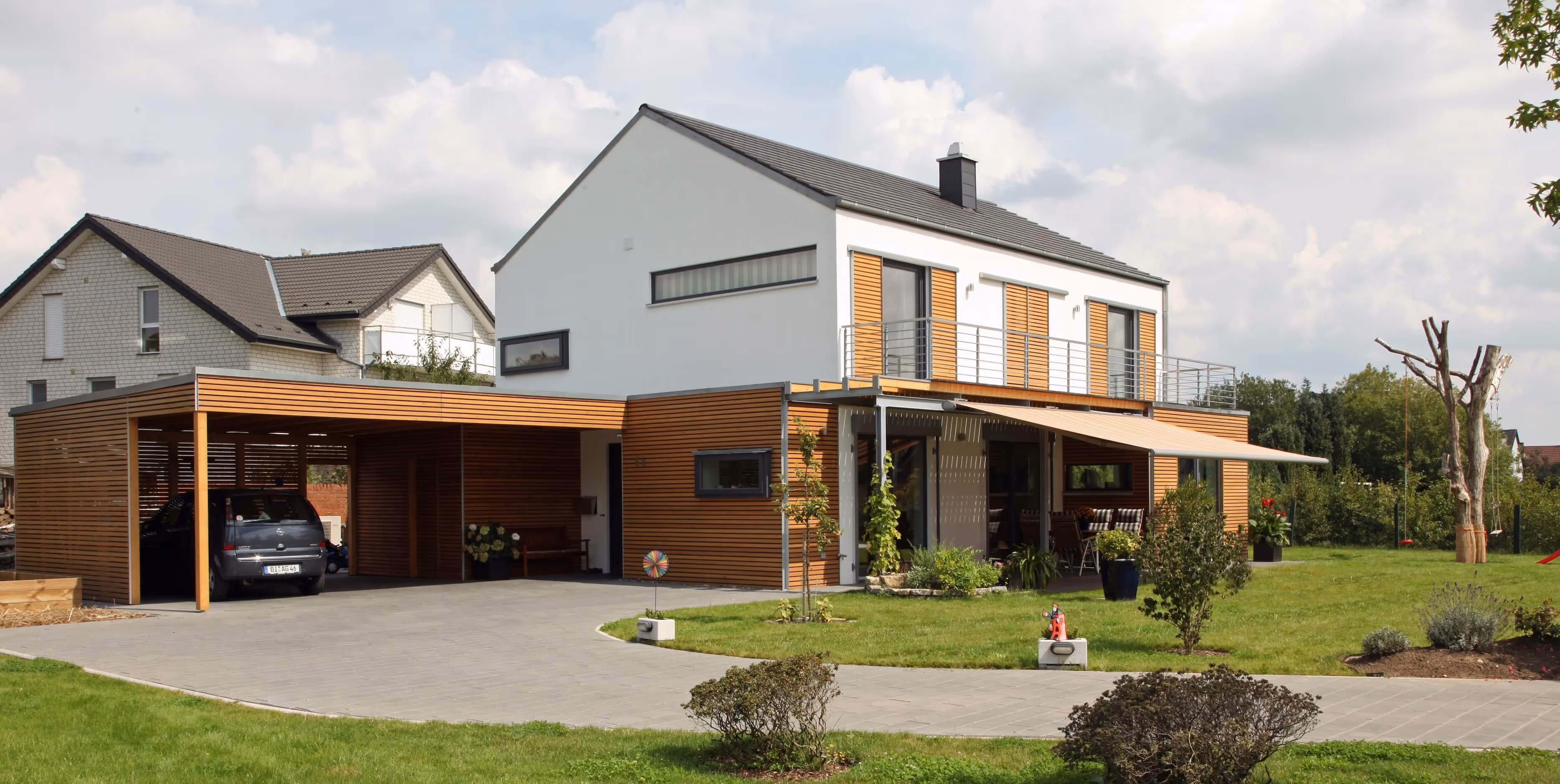 Carport-Anbau an Eigenheim und Abstand zu den Nachbarn