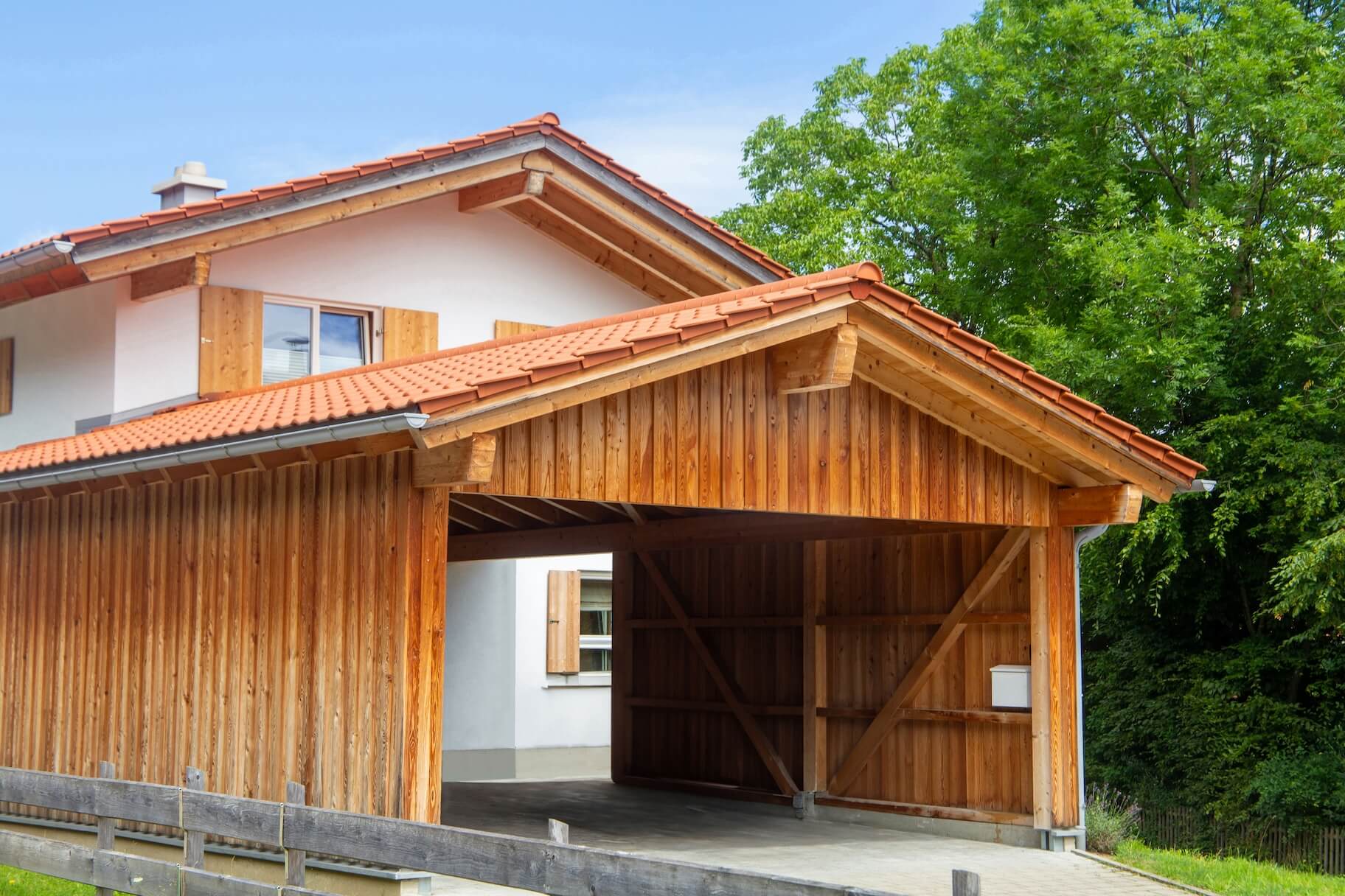 Der Carport in Bayern genehmigungsfrei und genehmigungspflichtig