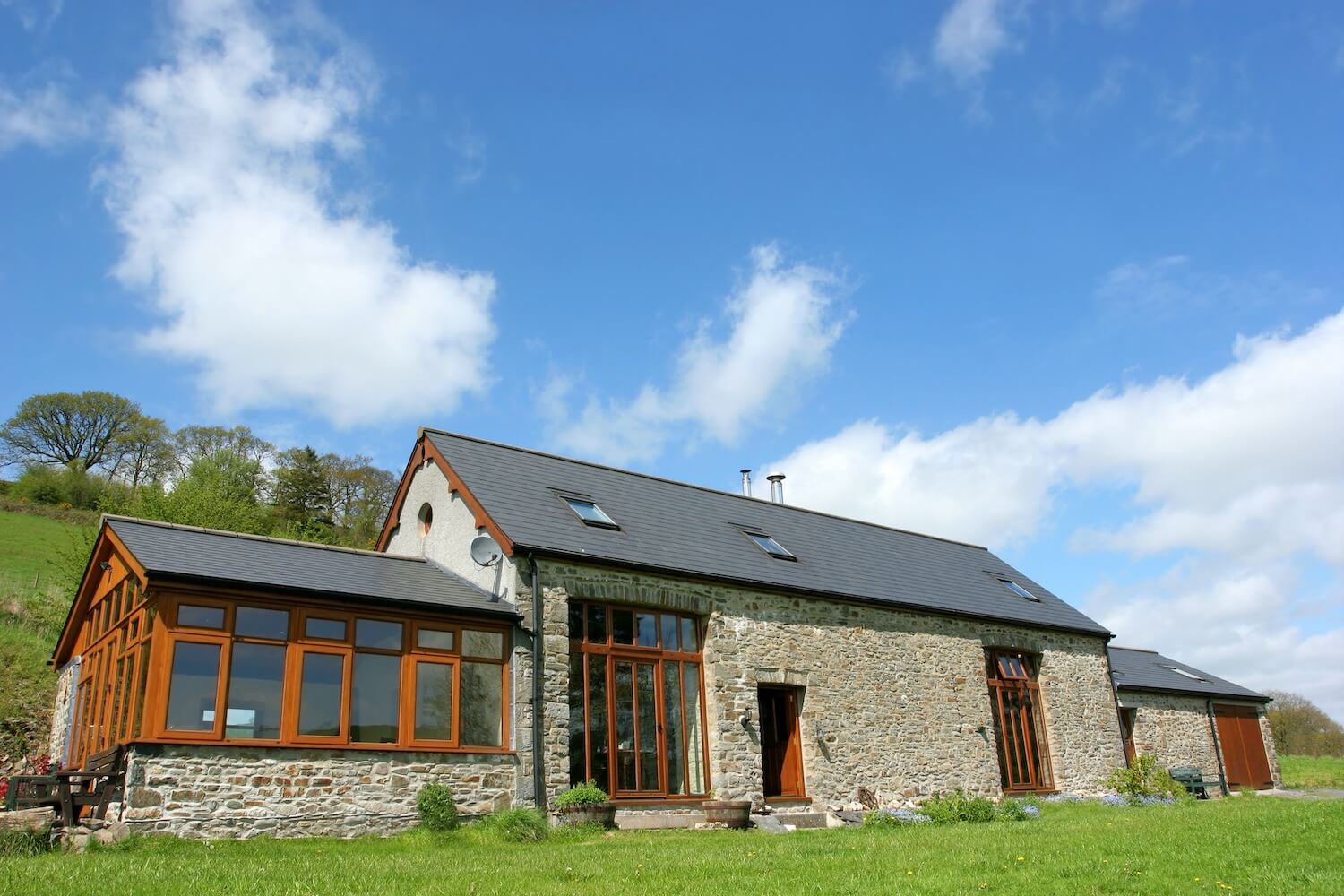 Eine zum Wohnhaus umgebaute Scheune