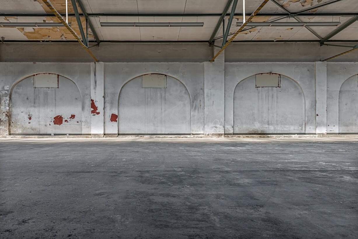 Umnutzung einer Lagerhalle zur Padel-Halle