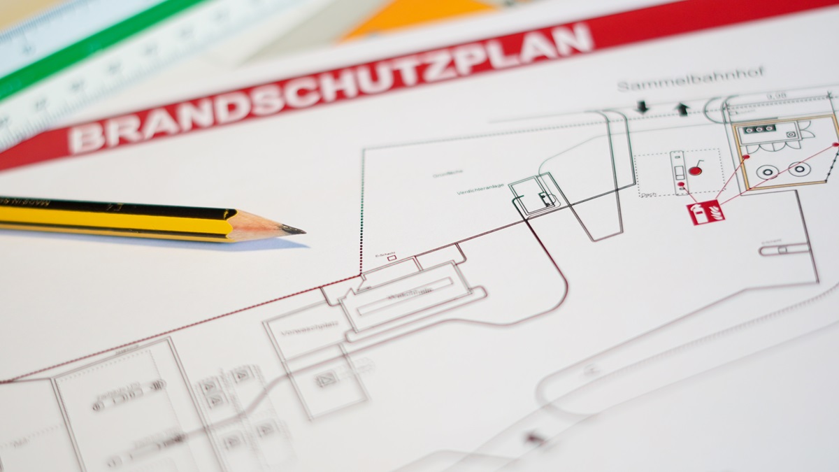 Der Brandschutz kann eine wichtige Rolle für Ihre Baugenehmigung - beispielsweise bei einem gewerblichen Gebäude und Sie sollten ihn bei der Finanzierung berücksichtigen.