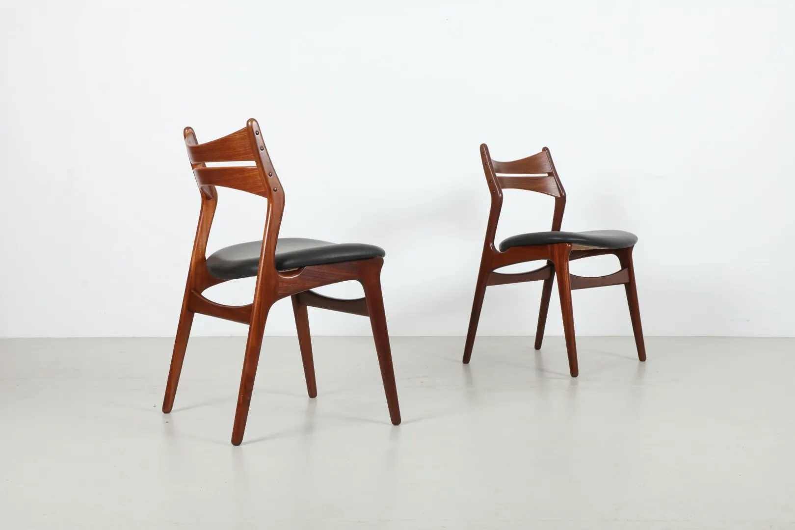 Six Sleek Erik Buch 'Model 310' Dining Chairs by Chr. Christensen