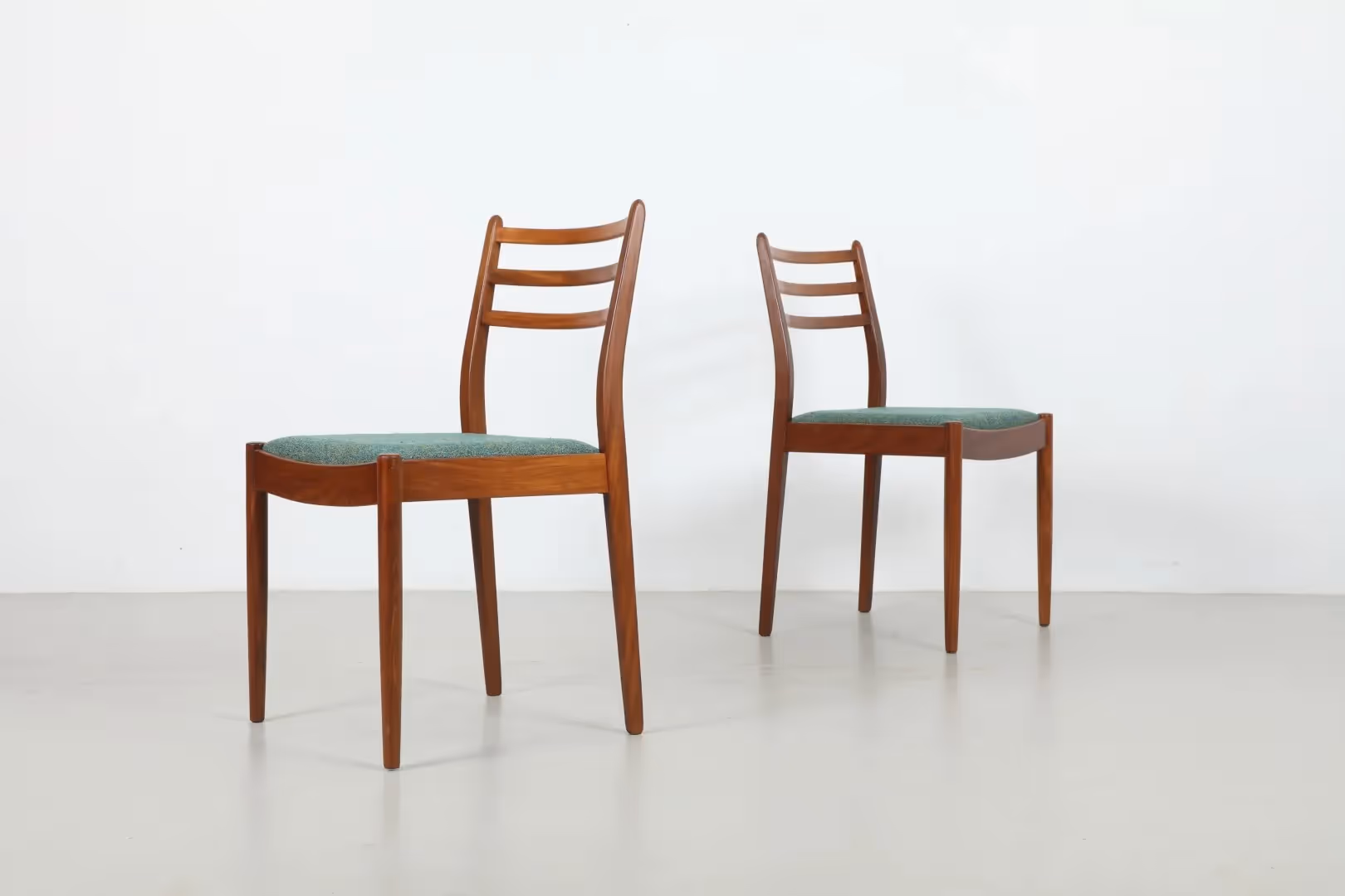 Four Slender Victor Wilkins 'Fresco' Model 4534 Ladder Back Dining Chairs by G-Plan