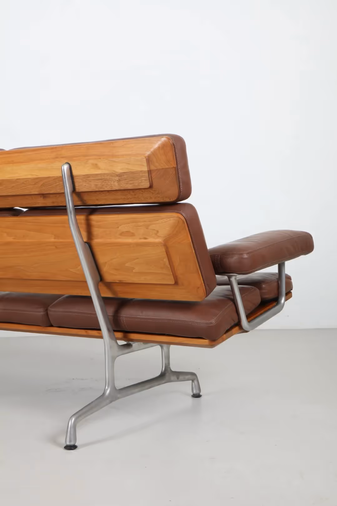 Everything Eames : A Tribute