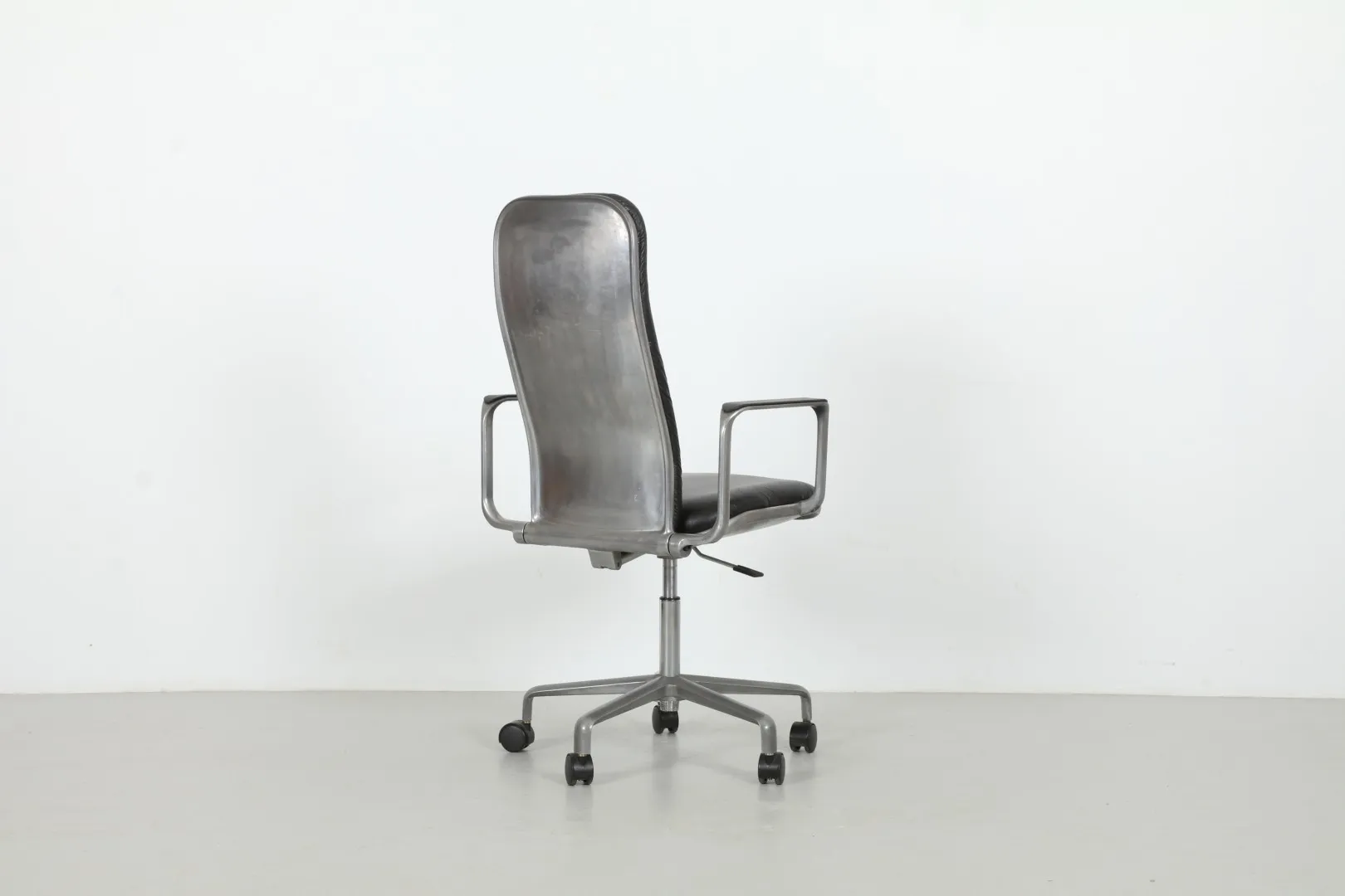 Iconic Frederick Scott 'Supporto' Office Chair by Hille