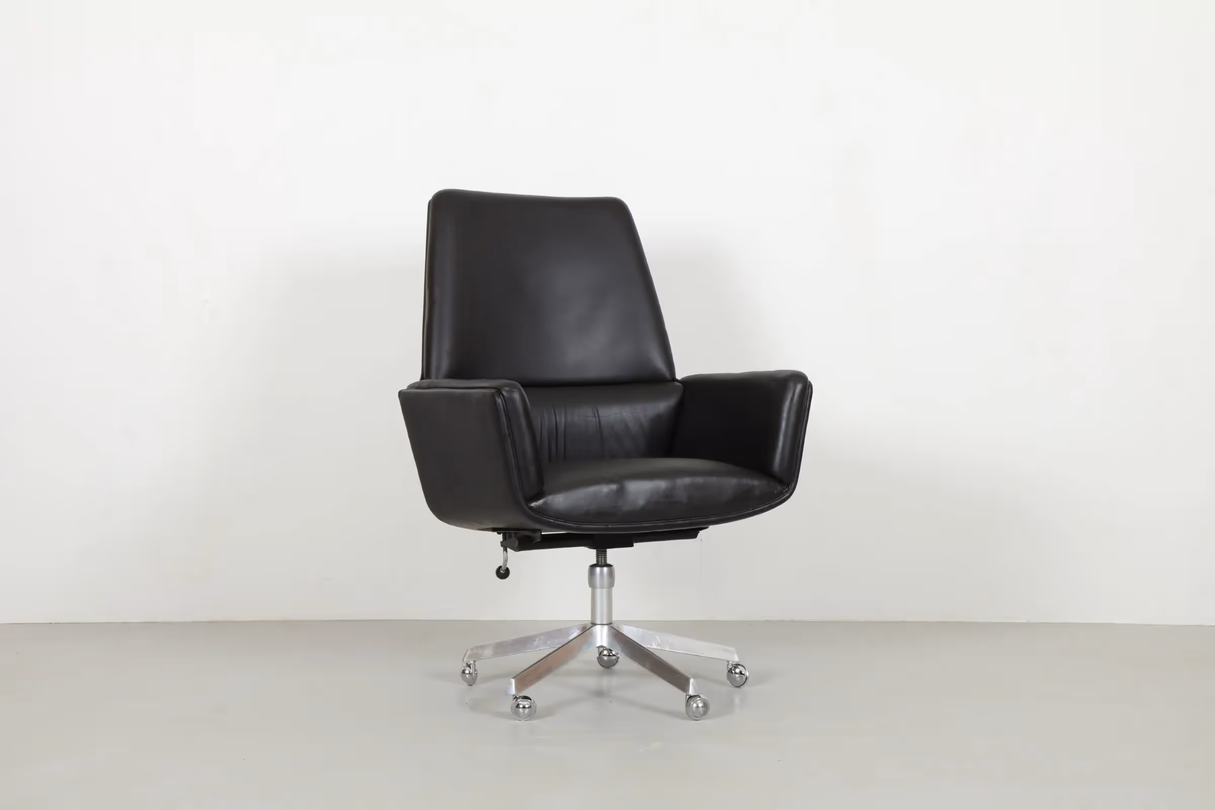Rare Finn Juhl 'Model 210' Executive Office Chair for France & Son