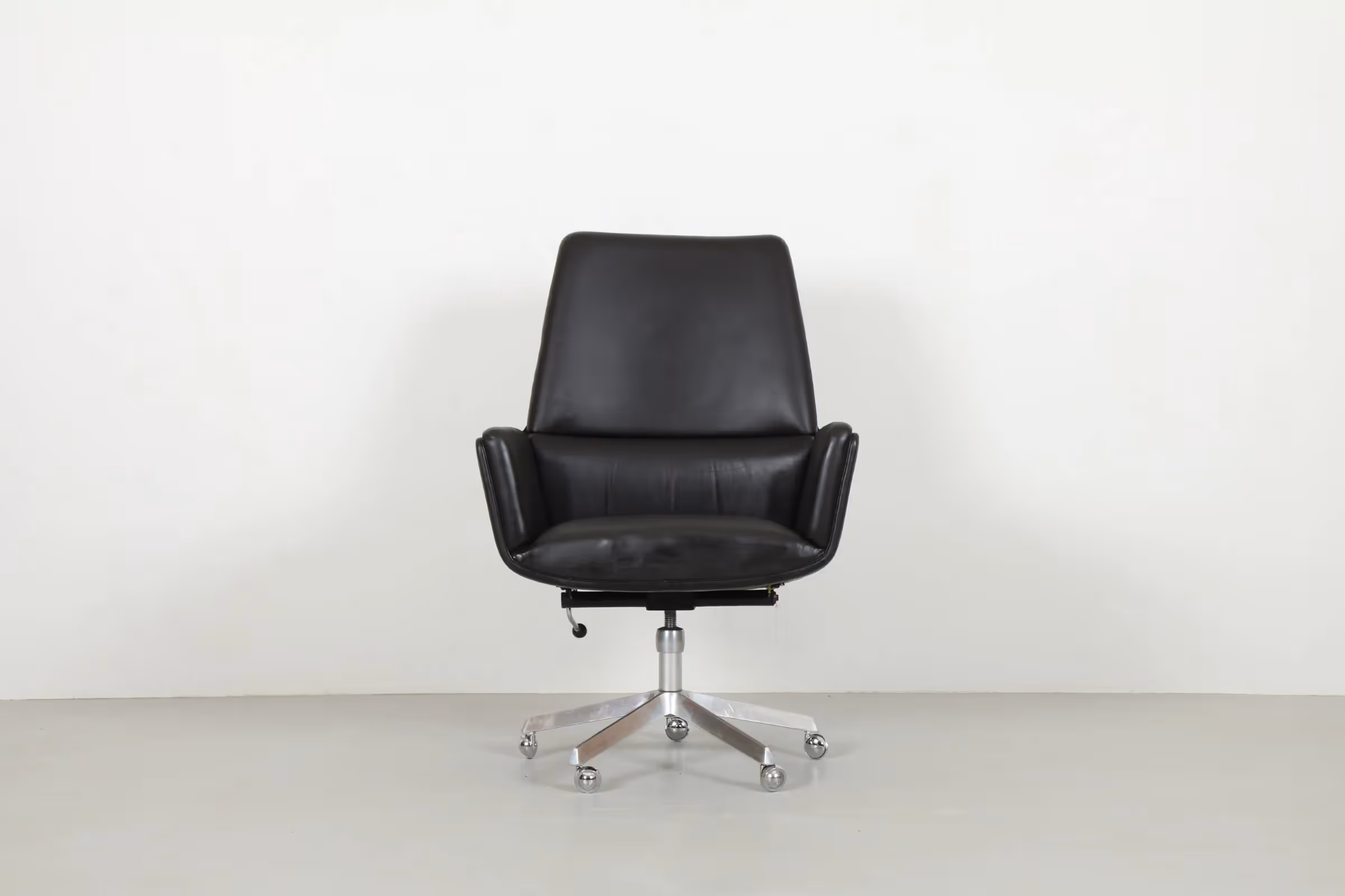 Rare Finn Juhl 'Model 210' Executive Office Chair for France & Son