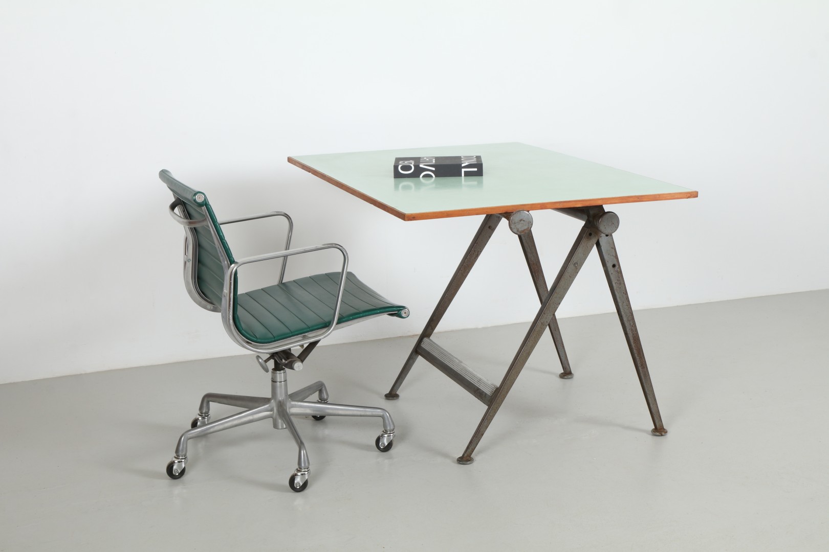 Sharp Wim Rietveld 'Reply' Drafting Table / Desk for Ahrend De Cirkel
