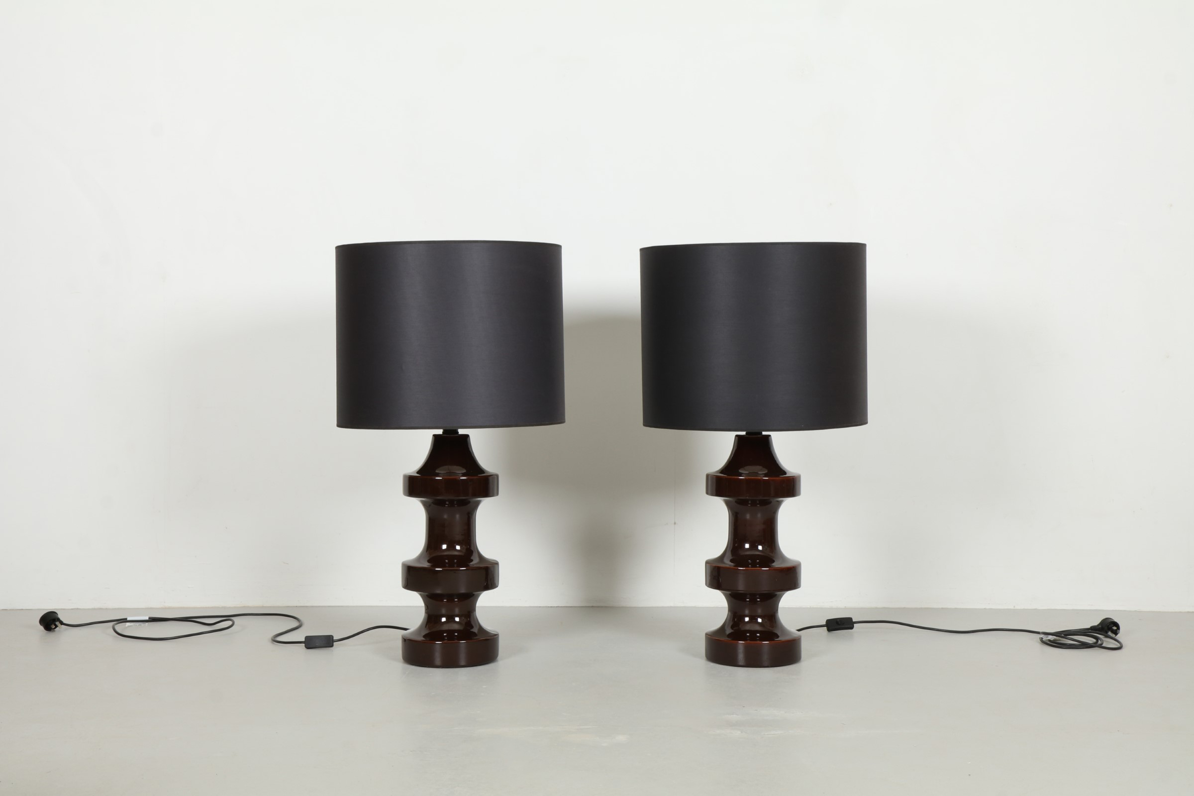 Pair of Graphic XL Mid-Century American Ceramic Table Lamps