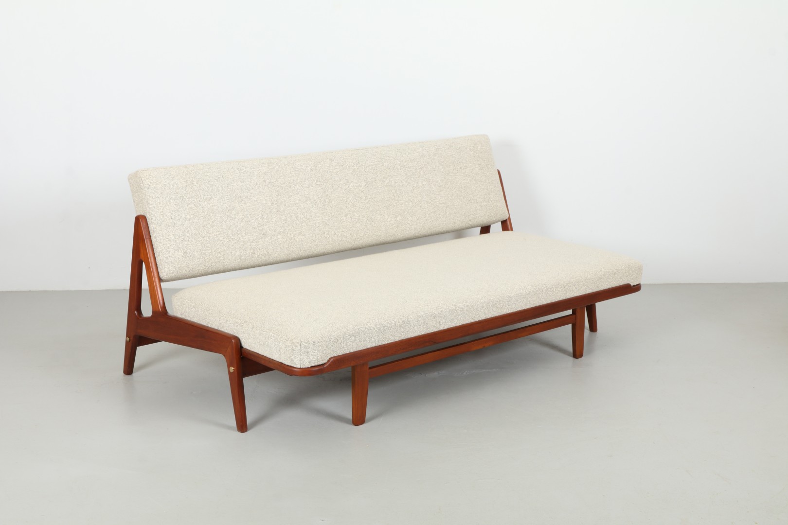 Sleek Arne Wahl Iversen Daybed Sofa by Komfort