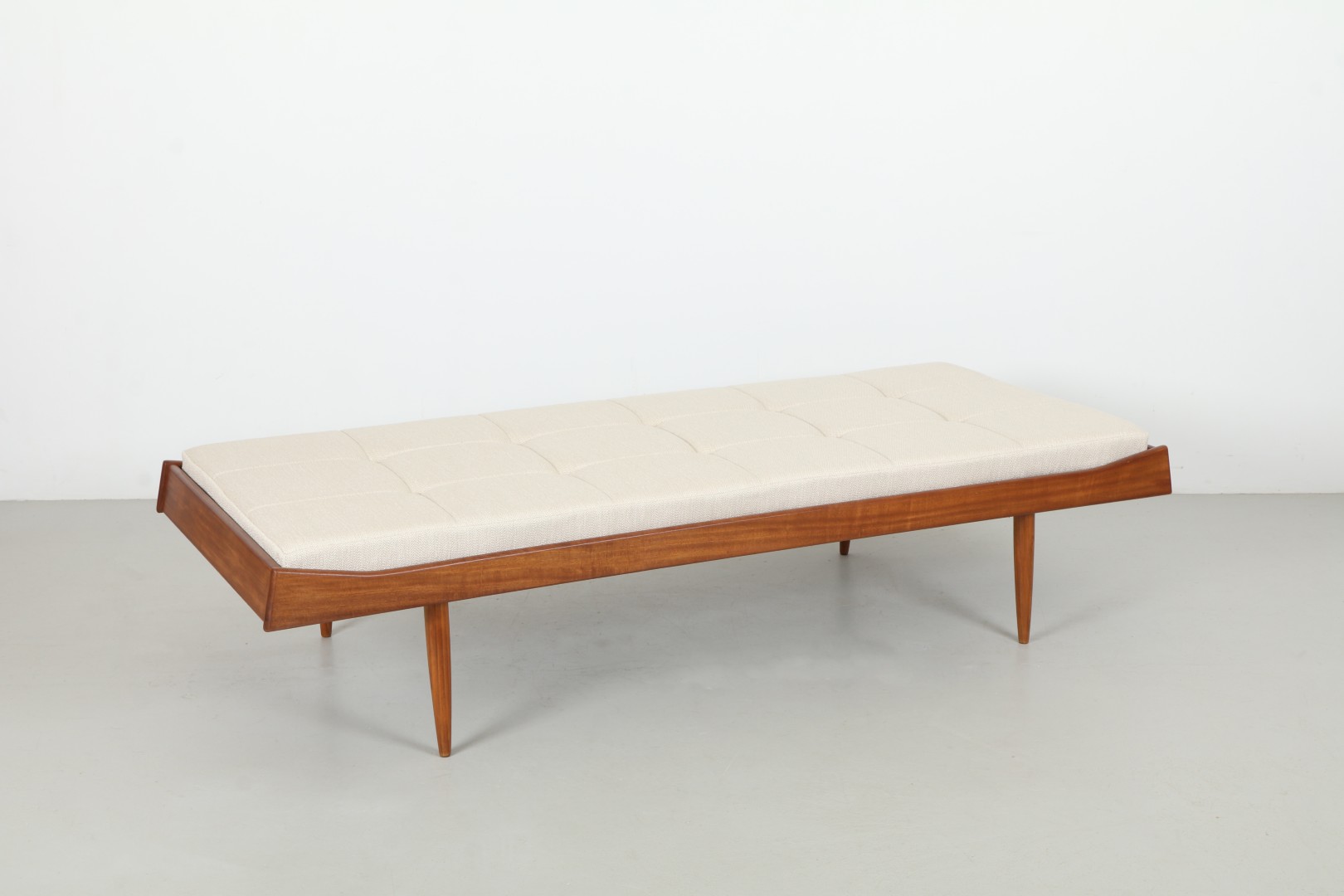 Elegant Mid-Century Mahogany Daybed by Danske Mobler
