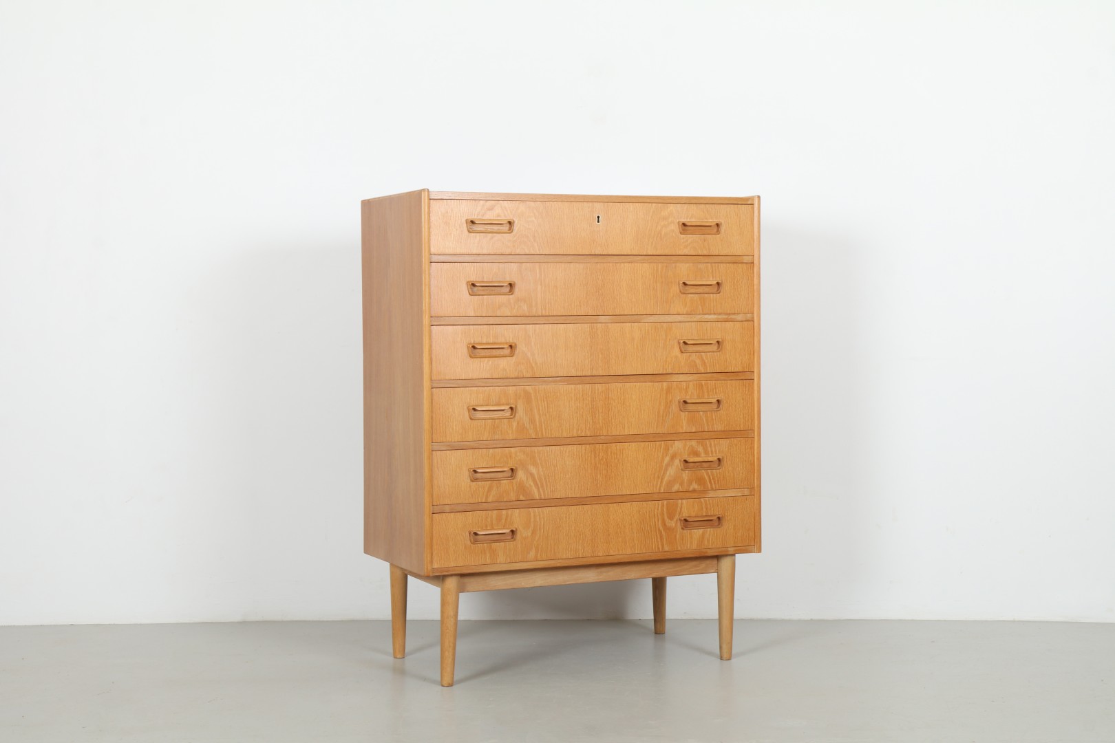 Chic Mid-Century Danish Oak Chest of Drawers