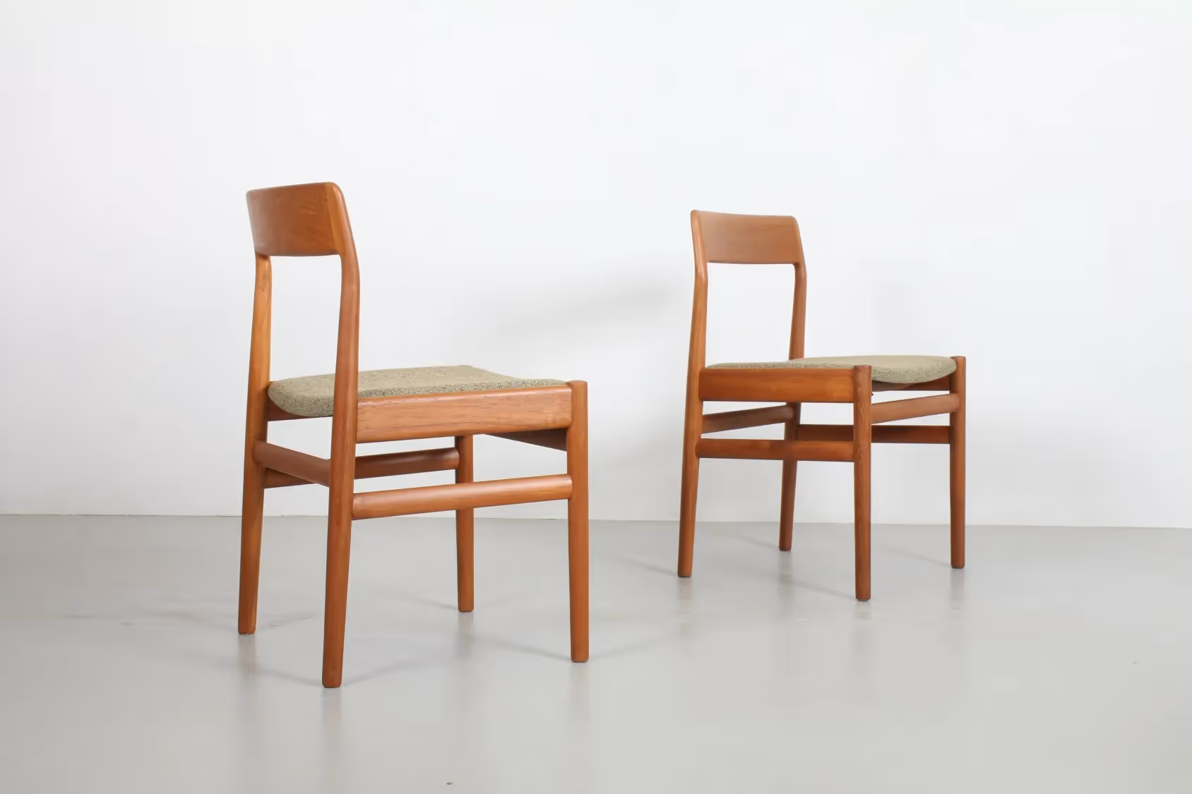 Six Elegant David Walker Dining Chairs by Dalescraft