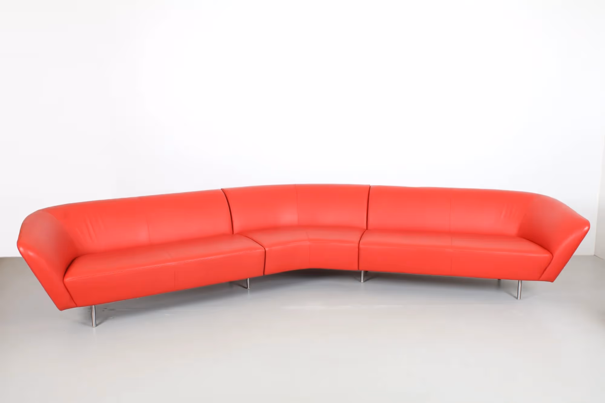 Impressive Lievore Altherr Molina 'Loop' Italian Leather Sofa by Arper