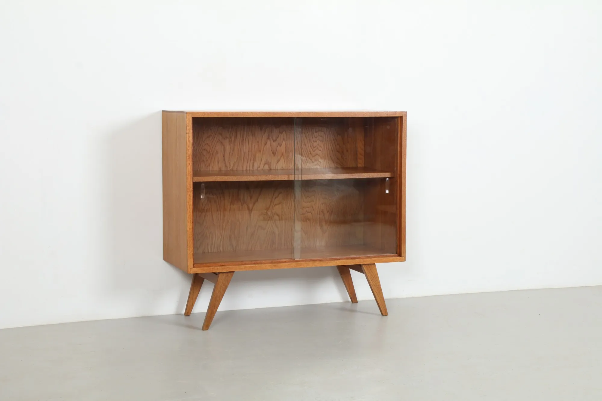 Cute Douglas Snelling 'Module' Display Cabinet by Jon Jansen