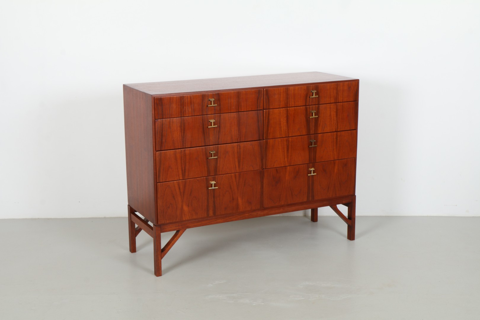Refined Borge Mogensen 'China' Model 234 Chest of Drawers by CM Madsen for FDB Mobler