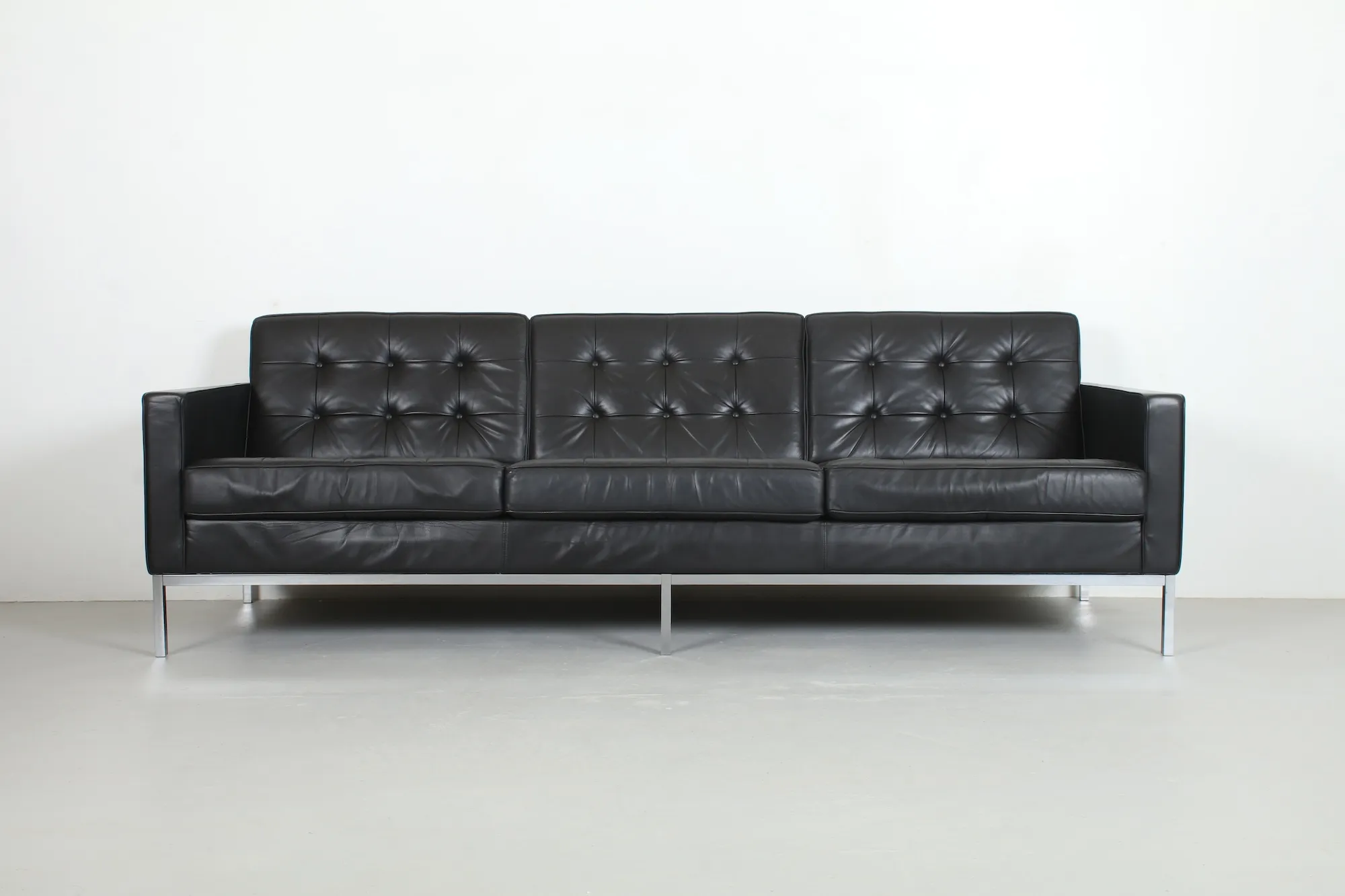 Iconic 'Florence Knoll' Leather Sofa by Knoll