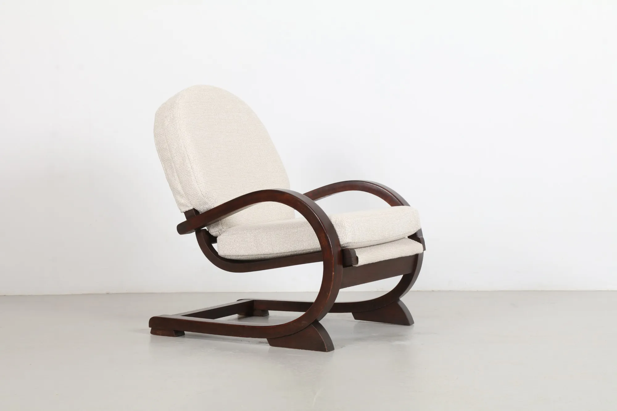 Curvaceous 'Benslow' Cantilever Chair by Scoullar & Chisholm